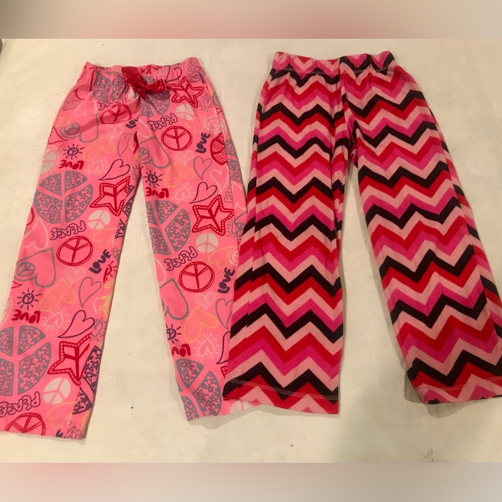 Girl’s pajama bottoms